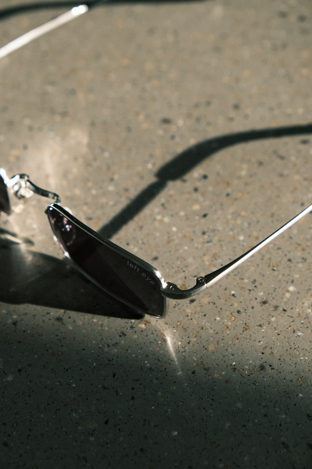 타카히로미야시타 솔로이스트  john Ⅱ 블랙 선글라스 상품이미지5