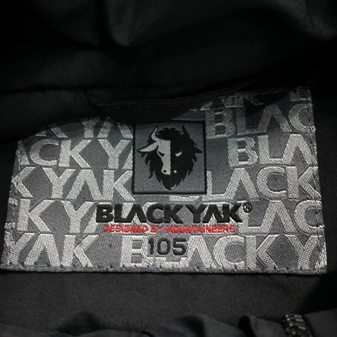 105 블랙야크 바람막이  상품이미지3