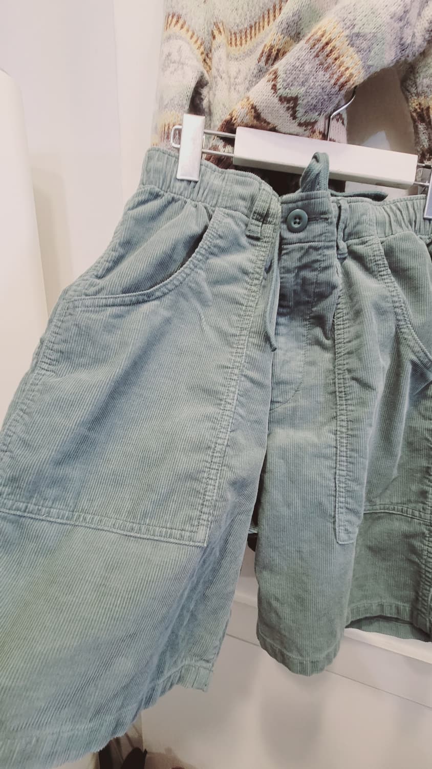 퍼프 크롭니트. 유니클로 코듀로이 상품이미지7