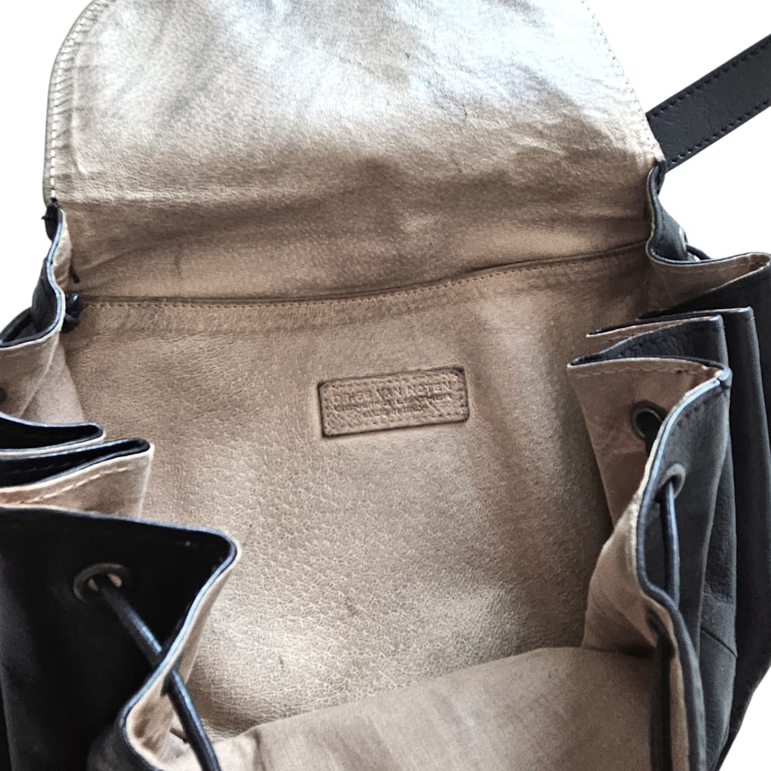 드리스 반노튼 소가죽 숄더백 상품이미지6