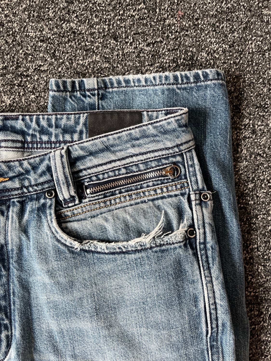 DIESEL 디젤 지퍼 스터드 디테일 청바지 W31 L32 상품이미지2