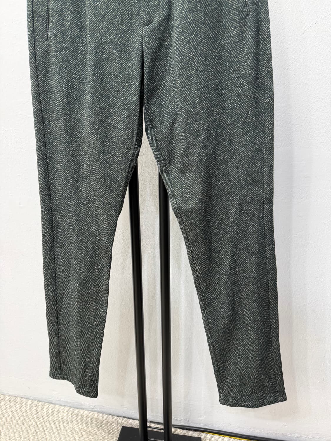 정품) 베르위치 이태리 남성 헤링본 밴딩팬츠 82 상품이미지3