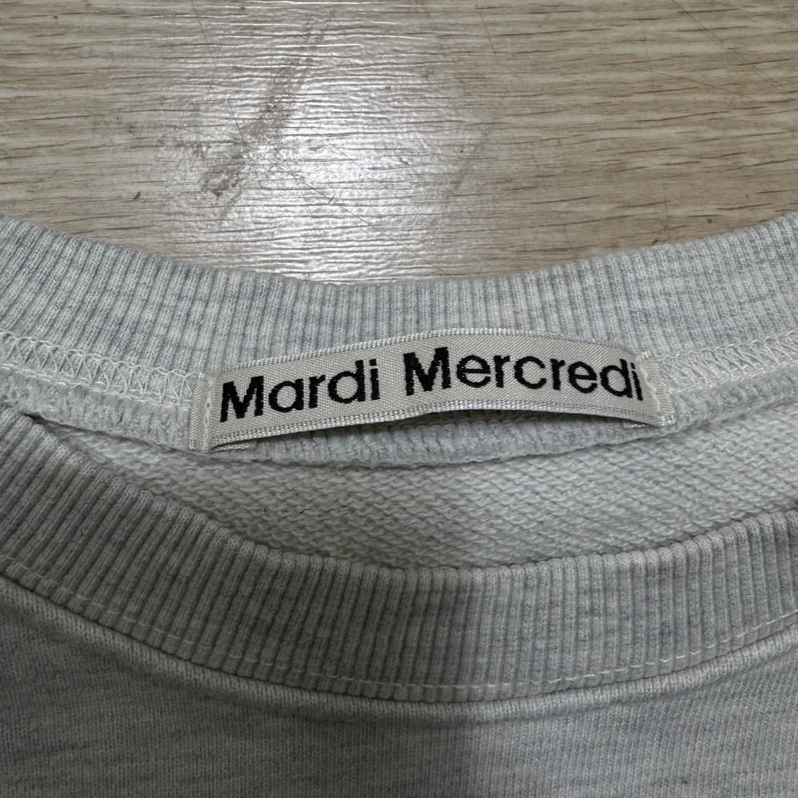 마르디메크르디 플라워 프린팅 맨투맨 상품이미지5