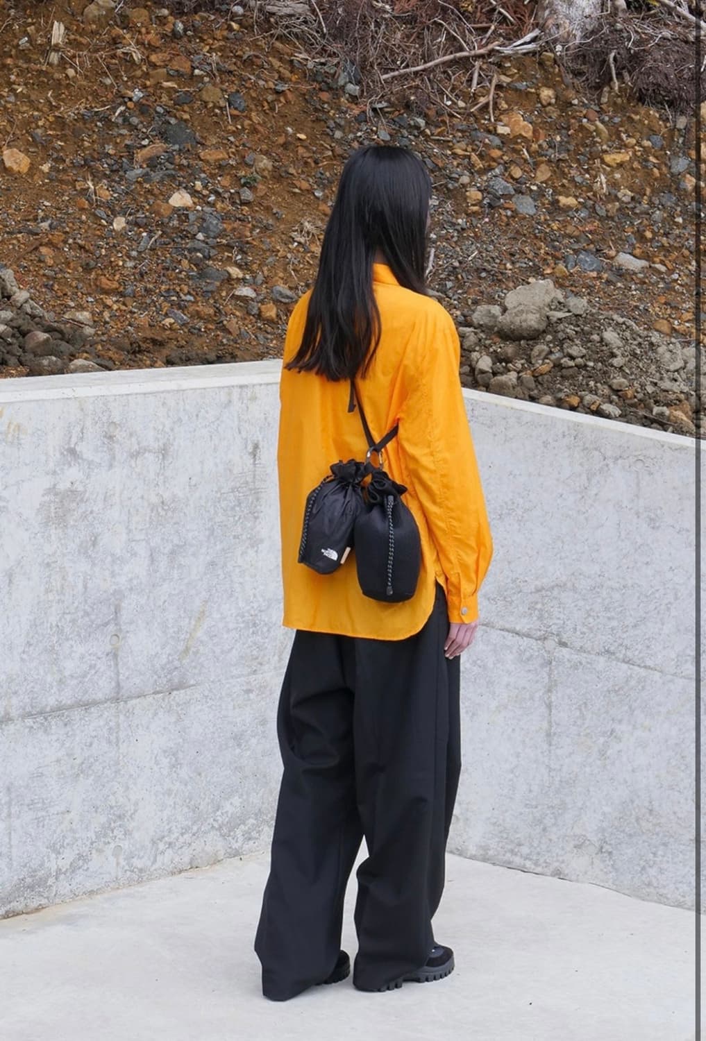 노스페이스 핸더스킴 파우치백 팝니다 상품이미지4