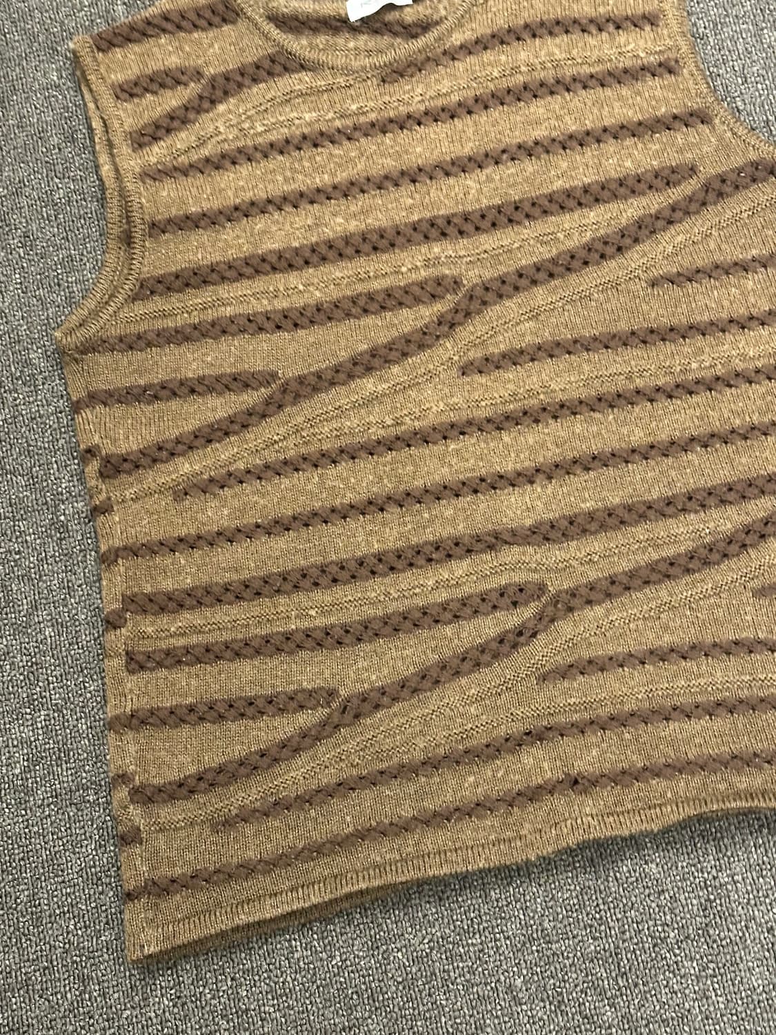 OS)Japanese vintage 브라운 스트라이프 니트 나시 상품이미지3