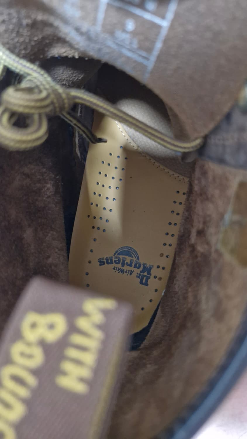 닥터마틴 11822 8홀 크레이지홀스 uk7 260-265 상품이미지5