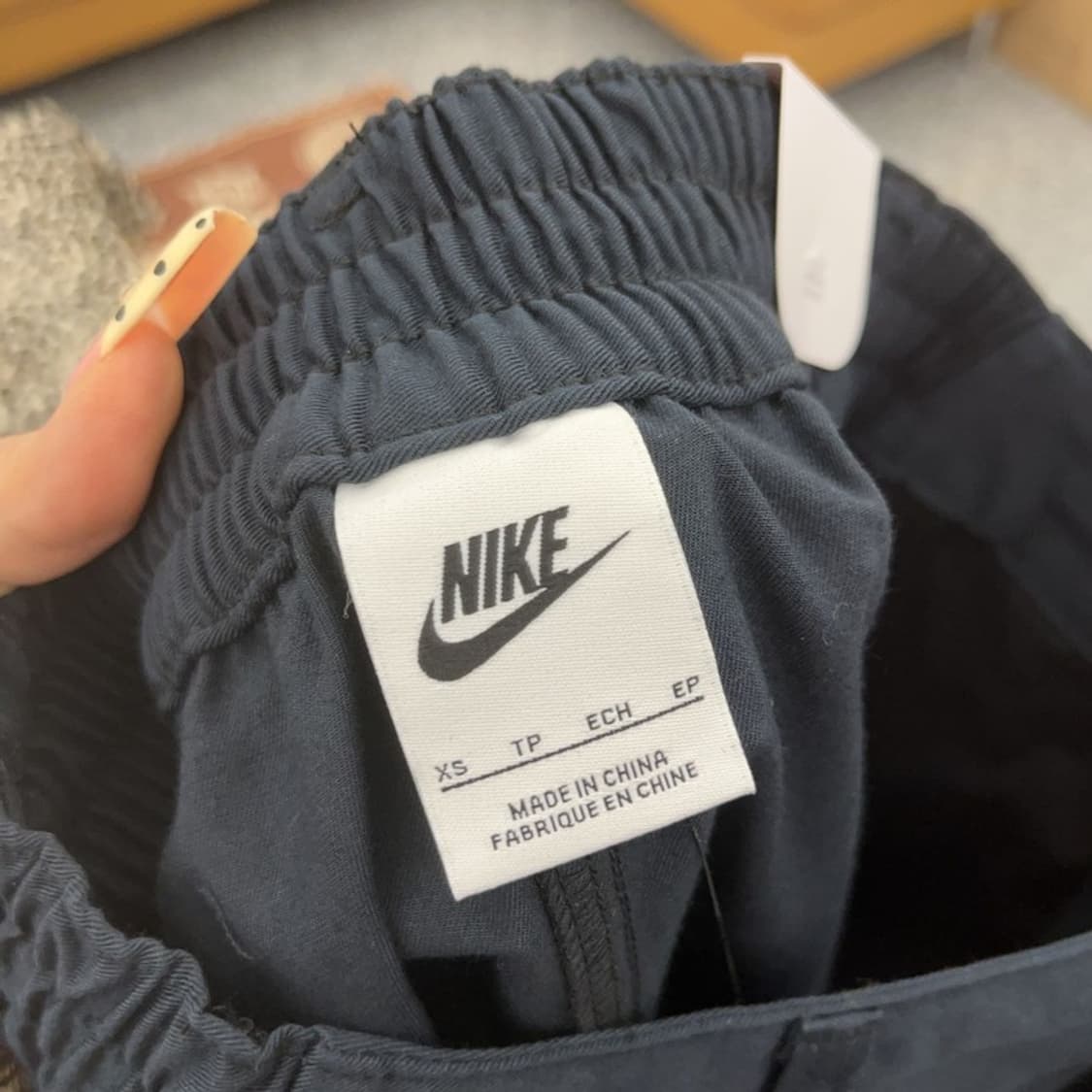 나이키 캐주얼 시크 프론트 절개 트임 롱스커트 XS C09594 상품이미지5