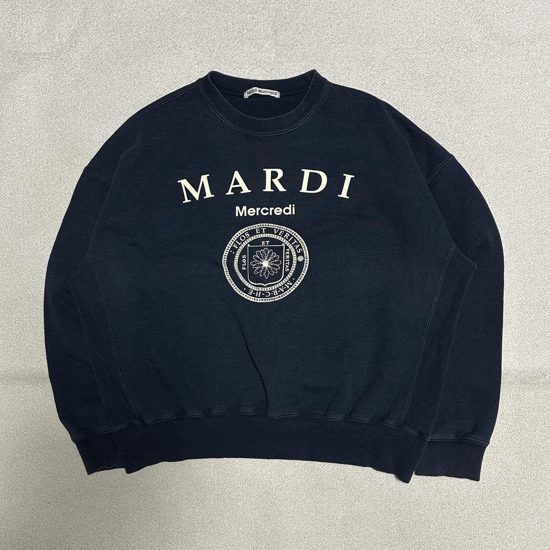 마르디 메크르디 스웨트셔츠 상품이미지2