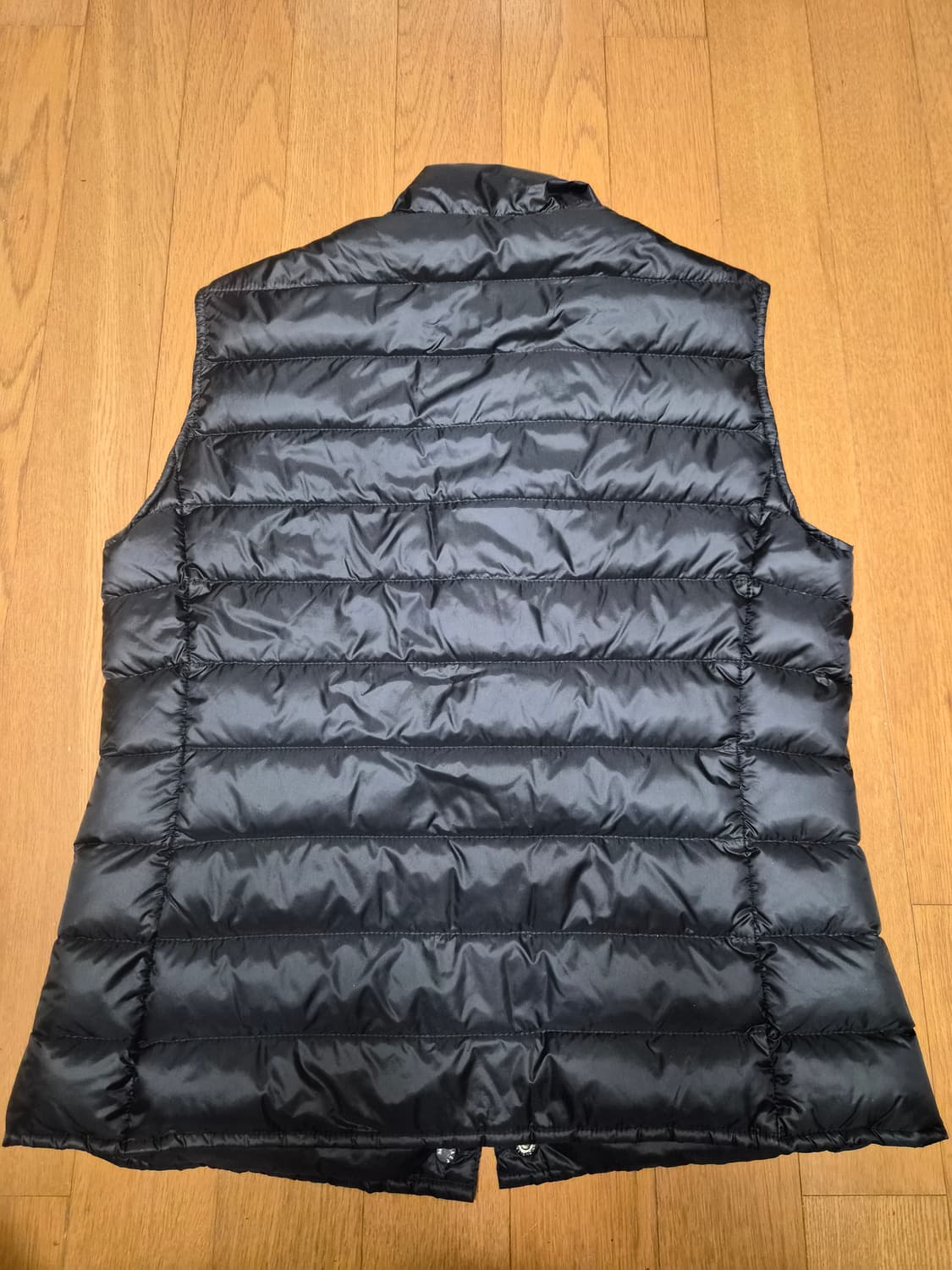 (정품) 몽클레어 여자 패딩조끼 1사이즈 (명품 숏패딩 푸퍼) 상품이미지3