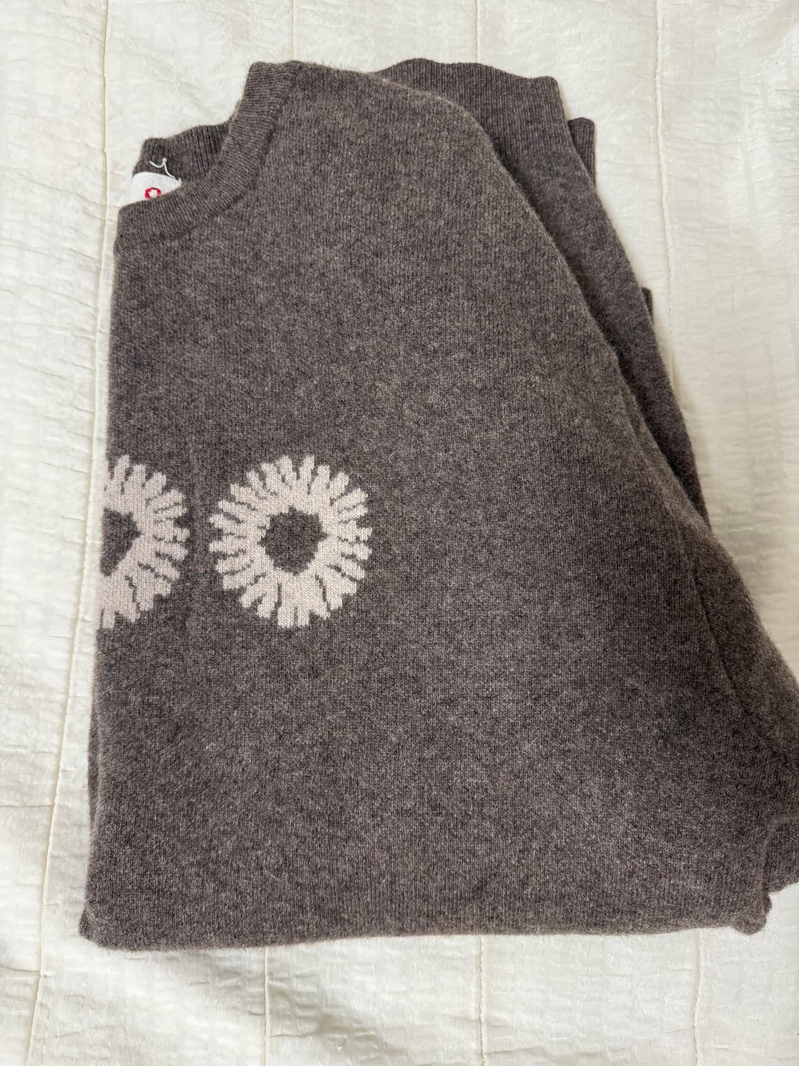 999휴머니티 니트 상품이미지3