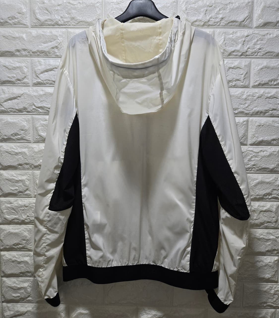 디스커버리 하이브리드 패커블 경량 바람막이 자켓 95 상품이미지8