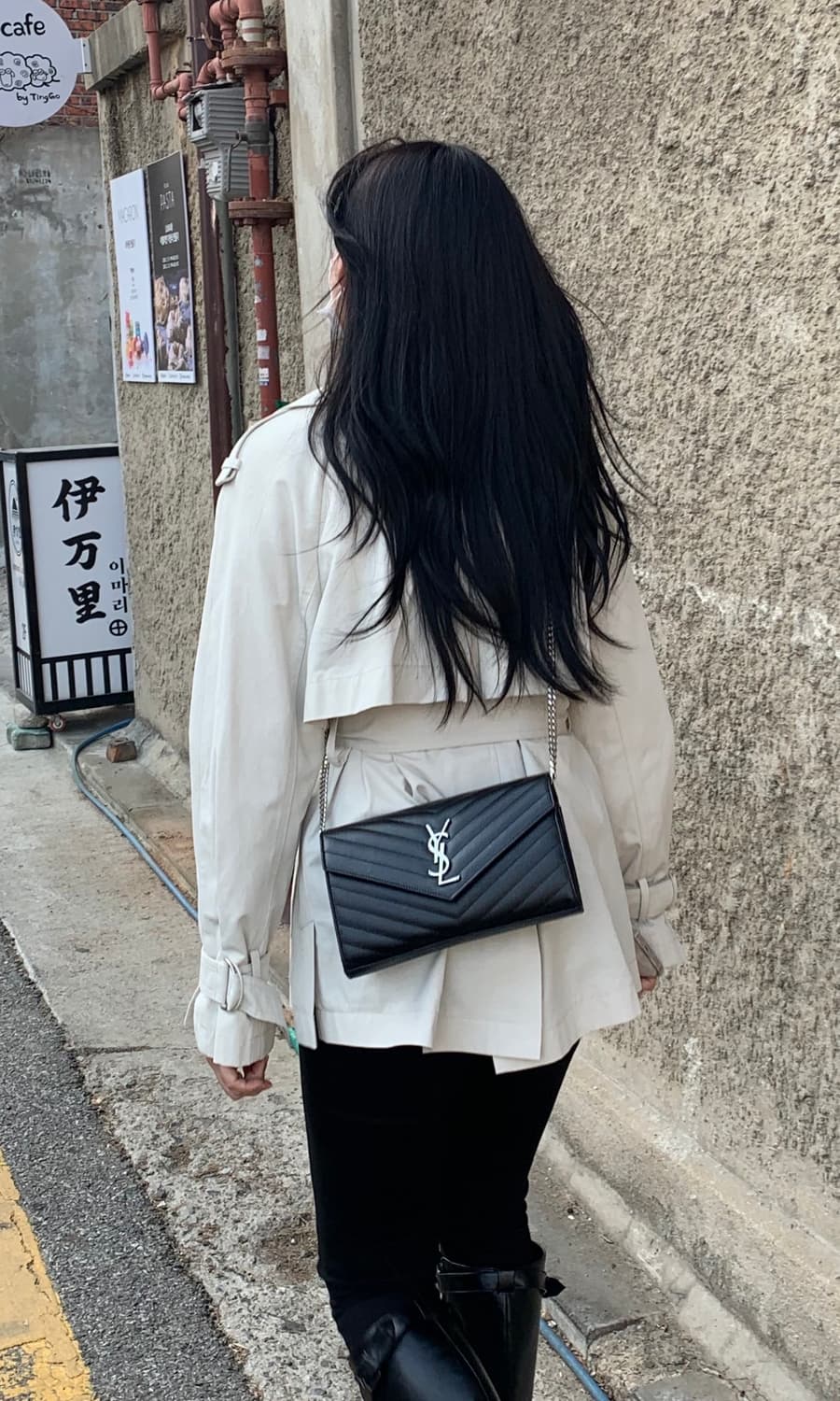 입생로랑 엔벨로프 은장 체인백  상품이미지1