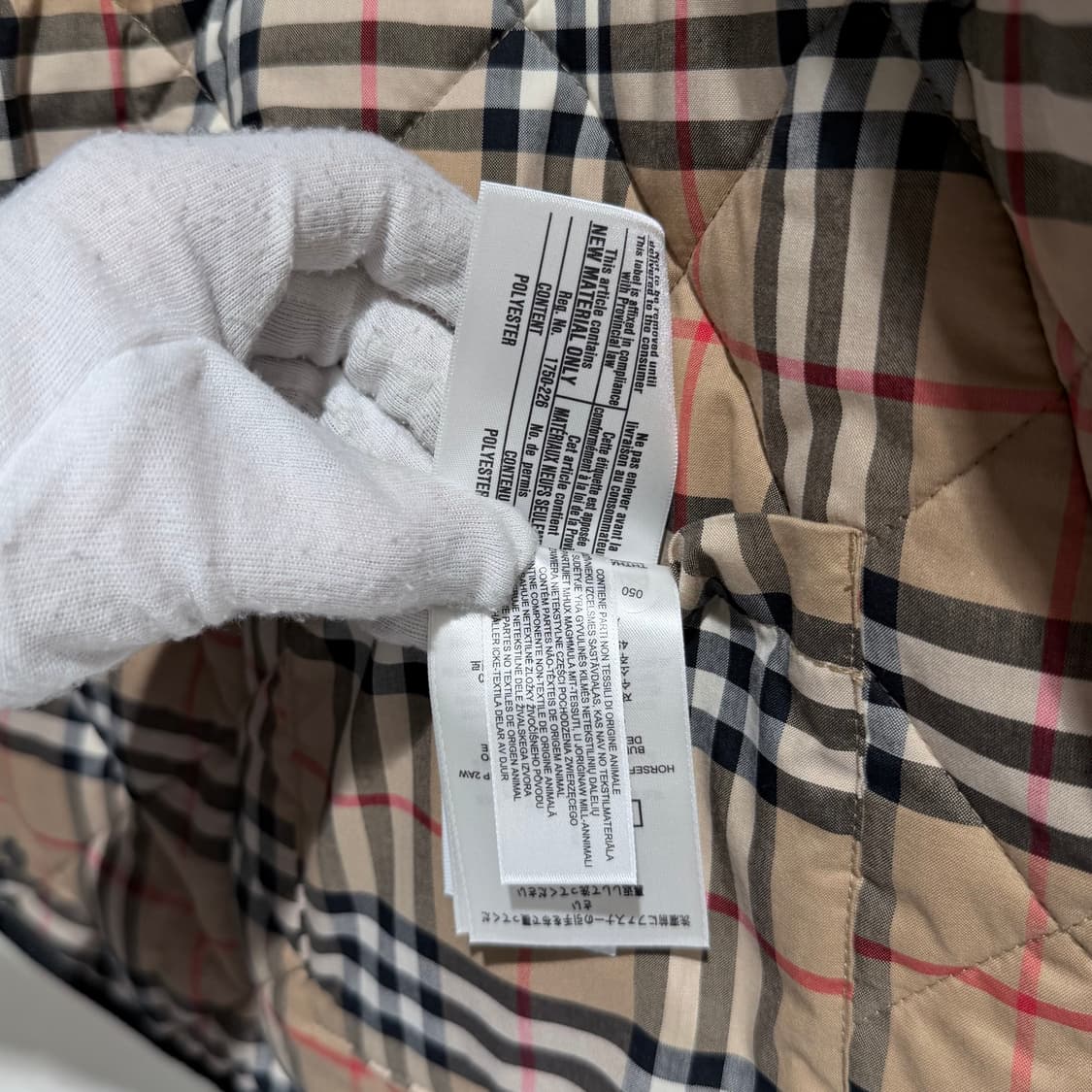 (A+/3XL) / 버버리 코듀로이 다이아몬드 퀄팅 랜포드 코트 블랙 상품이미지9