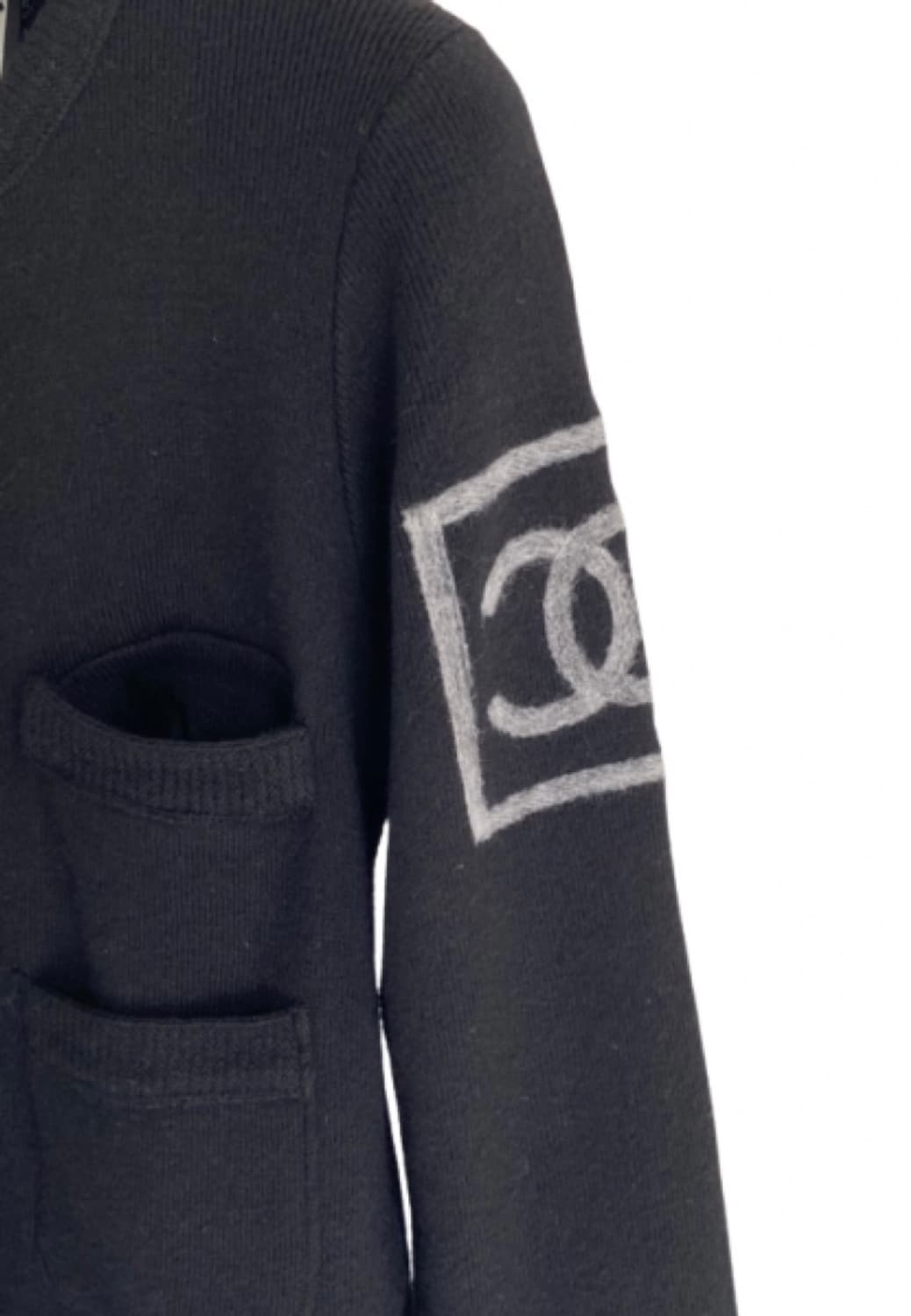 [감정서 발급] 샤넬 로고 울집업 가디건 상품이미지5