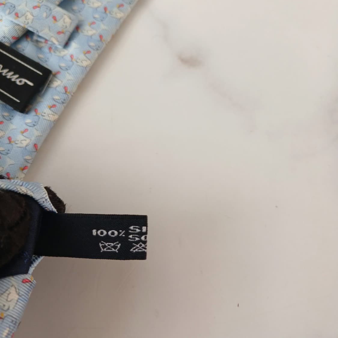 페라가모 실크 물고기 패턴 넥타이 9.3cm A등급 A19585
 상품이미지9