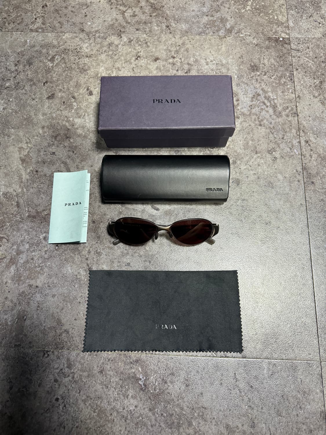 프라다 선글라스 상품이미지1