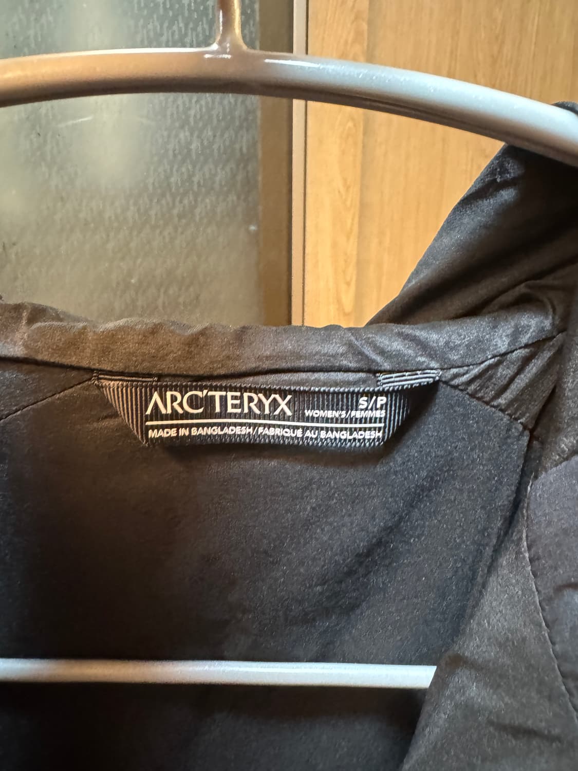 아크테릭스 루나 뉴 이어 아톰 LT 후디 블랙(토끼한정판) 상품이미지4