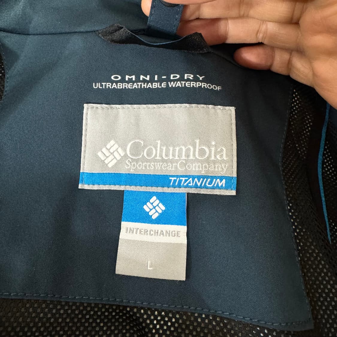 컬럼비아 티타늄 옴니드라이 워터프루프 아웃도어 자켓 (L)   상품이미지6
