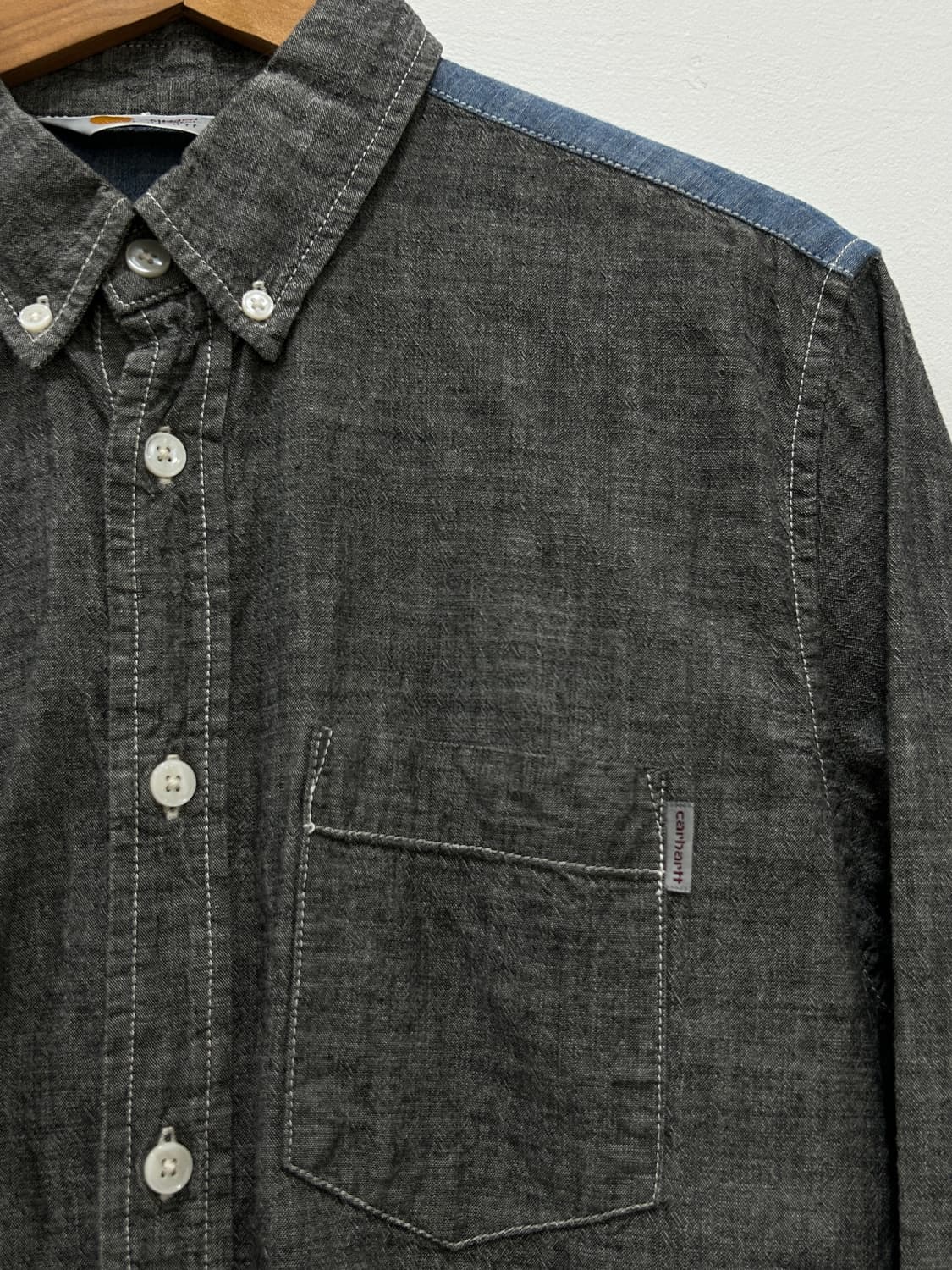 칼하트 블랙 데님 배색 셔츠 남성 M 상품이미지3