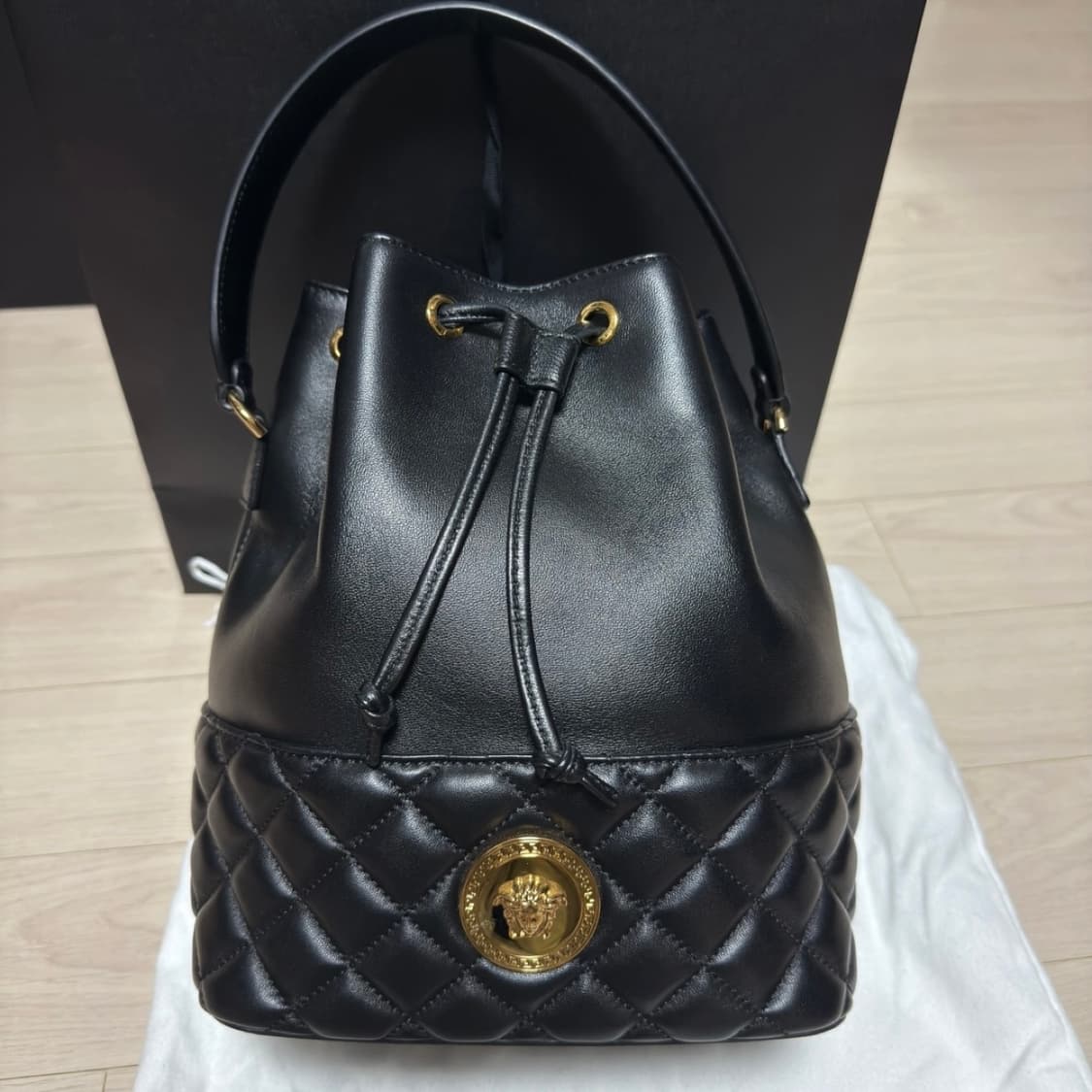 VERSACE 베르사체 버킷백 새상품 상품이미지1