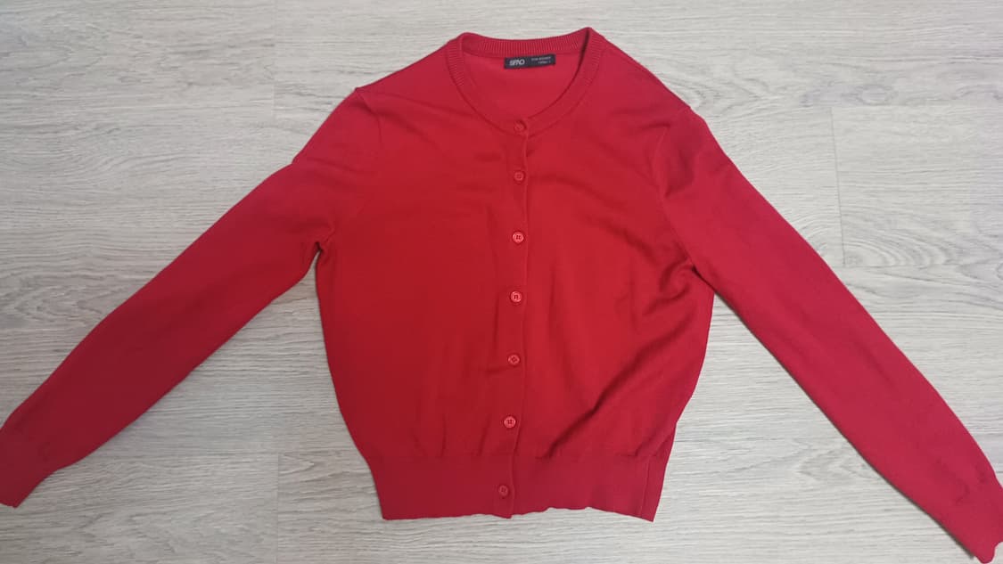 스파오 라운드넥 가디건 RED  상품이미지3