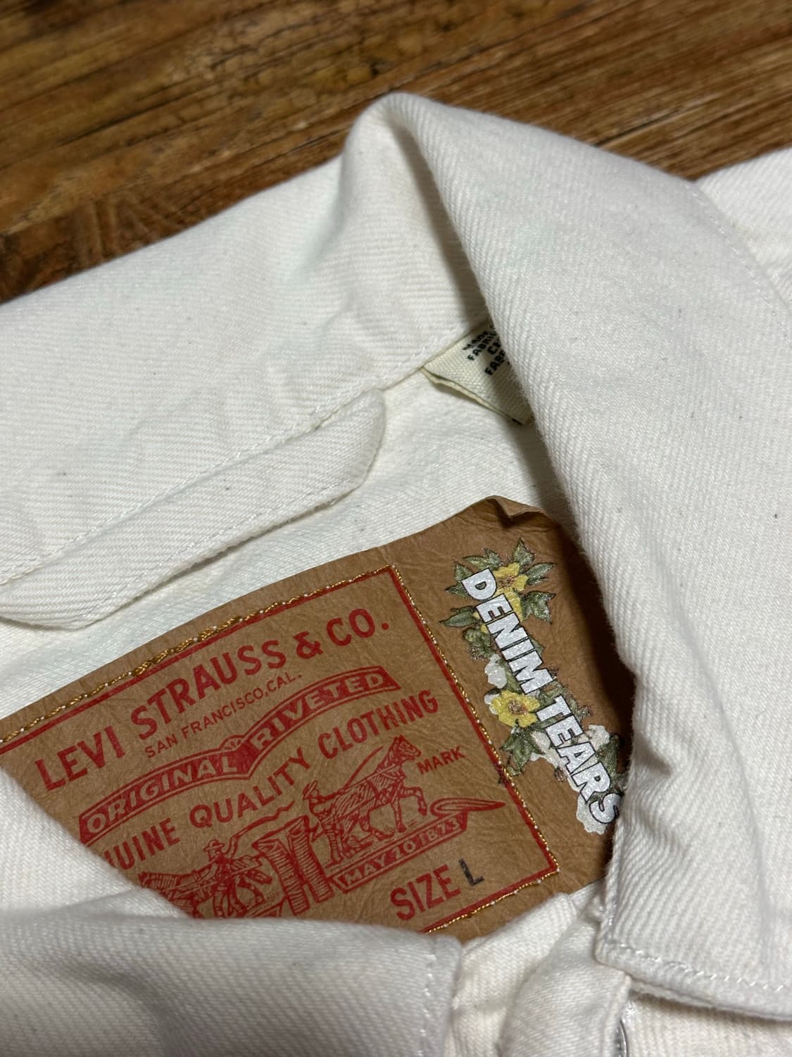 [L] 아워레가시 X 데님티어스 X 리바이스 데님 자켓 화이트 상품이미지3