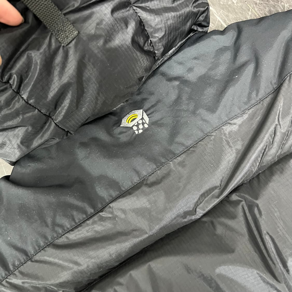 마운틴 하드웨어 OG 콘듀잇 SL 테크 패딩자켓 상품이미지9