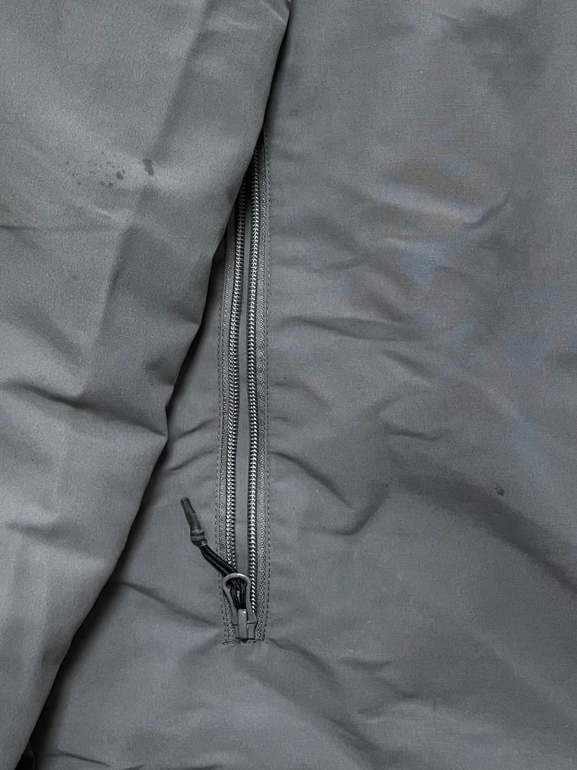 택포) 마모트 X 유니폼브릿지 프리마로프트 레벨 7 패딩 파카 상품이미지2