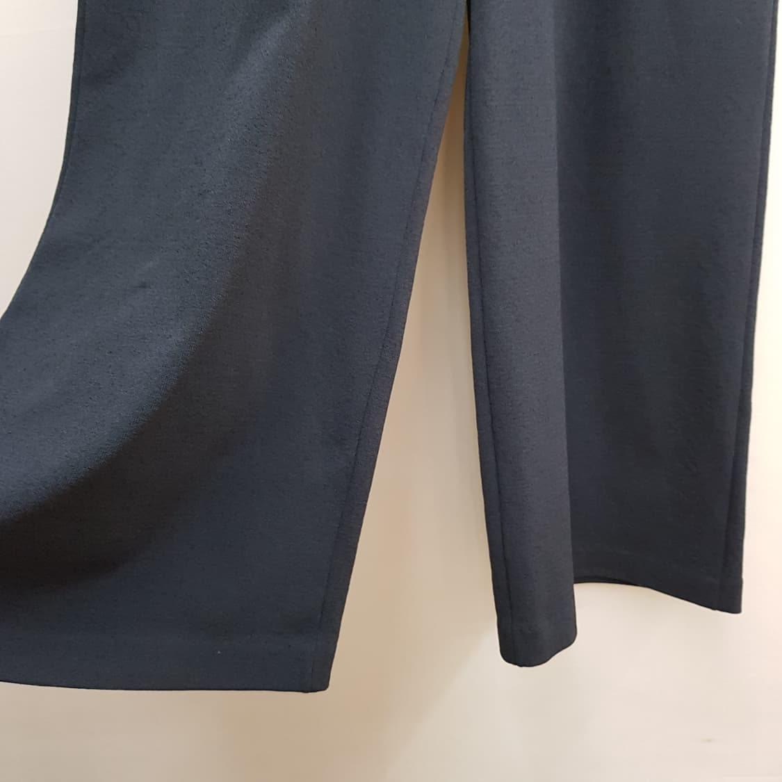 한섬 시스템(SYSTEM) 2024 미니멀 반팔 점프수트 90F사이즈 상품이미지4