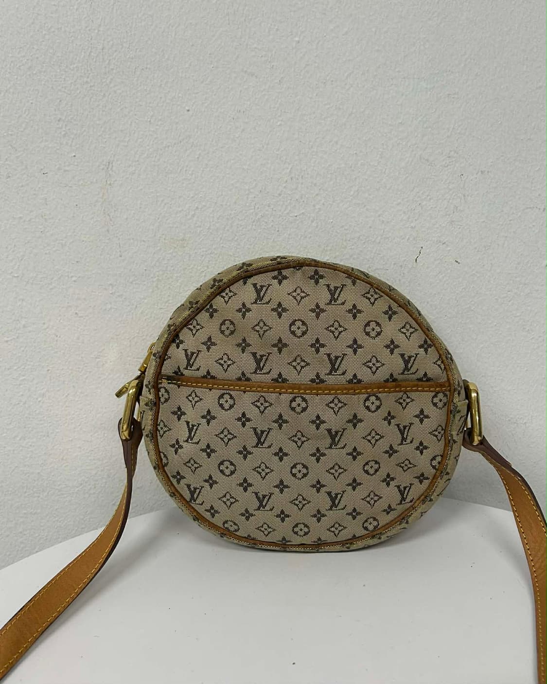 루이비통 정품 빈티지 미니 모노그램 라운드 크로스백 상품이미지4