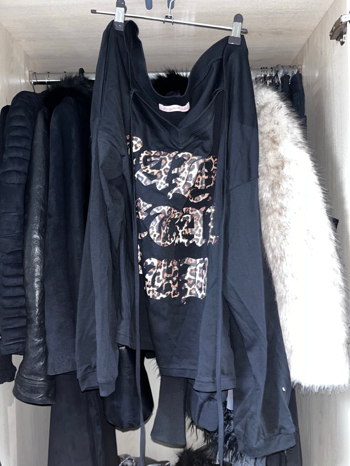 <새상품>베메클 레오파드 로고 스트링 티 상품이미지1