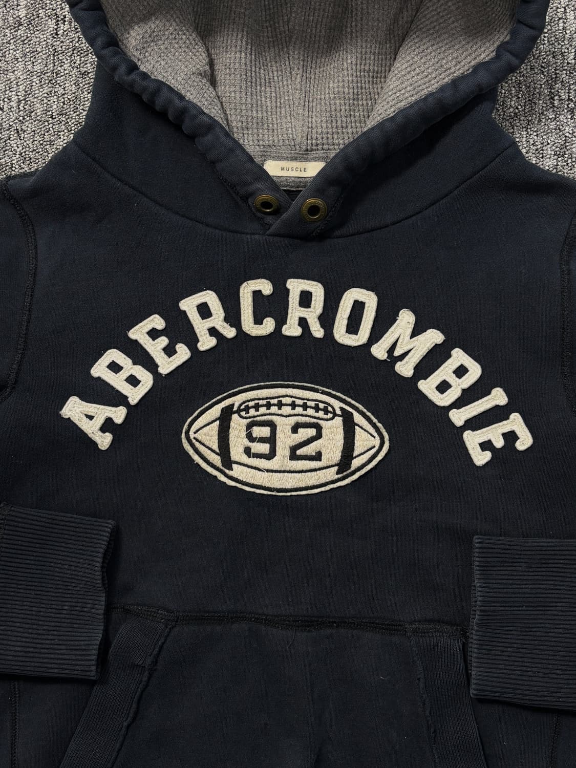 아베크롬비 Y2K 빅로고 후드 티셔츠 상품이미지3