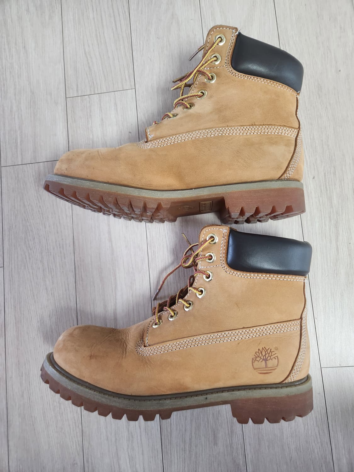 팀버랜드 6인치팀버랜드 6인치 부츠 10061 7.5M 사이즈 상품이미지3