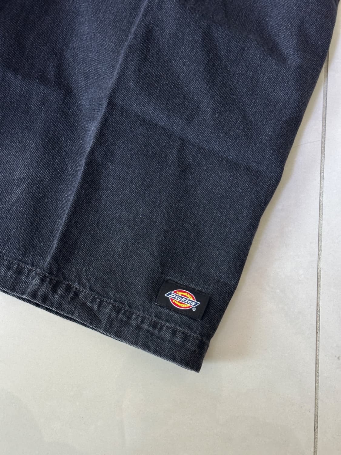 wide silhouette crostack work shorts 상품이미지6