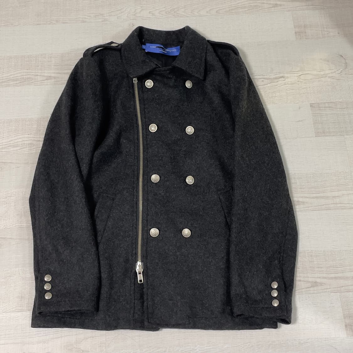 꼼데가르송 옴므 사선 지퍼 울 카코트 상품이미지2