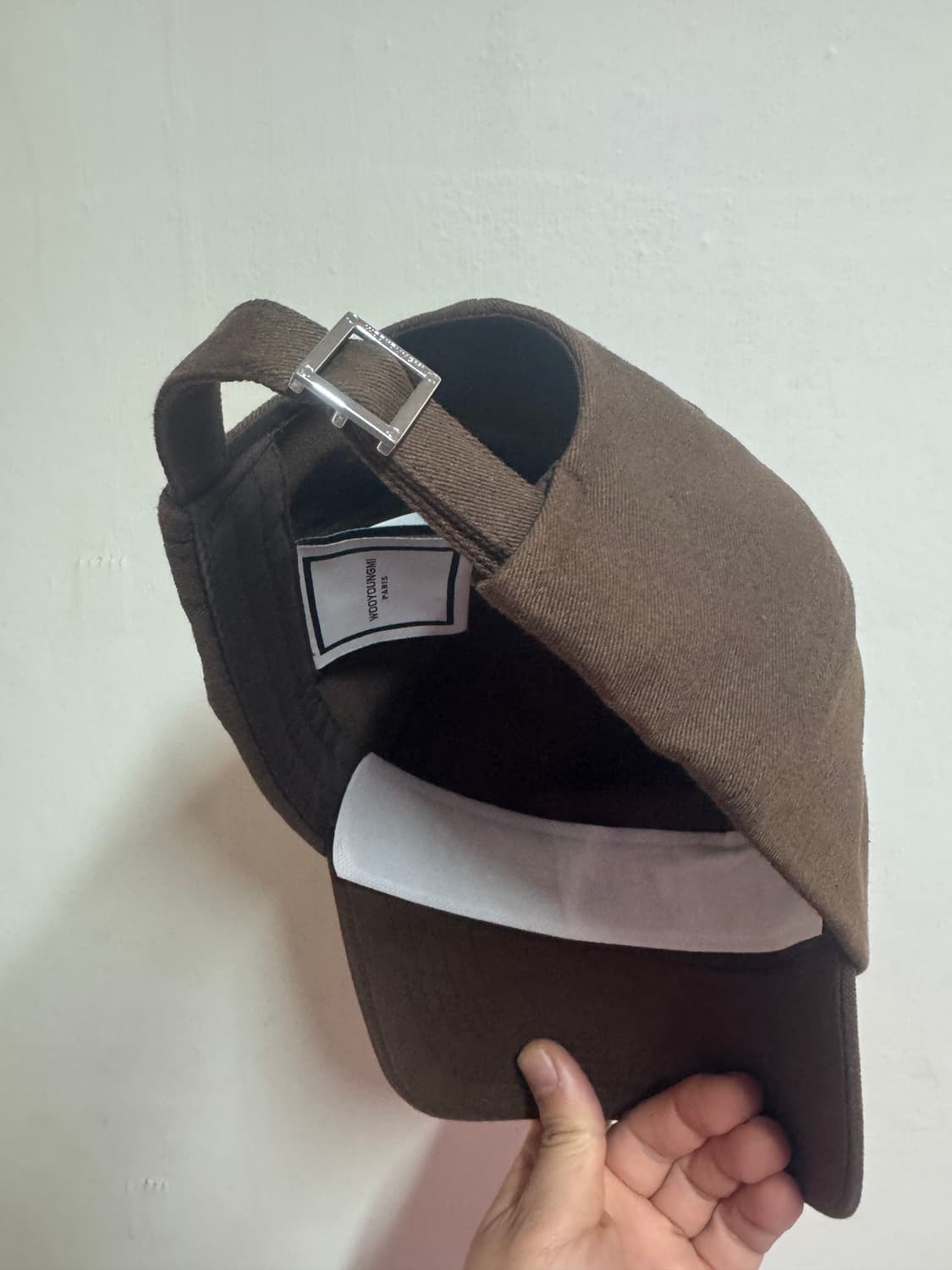 우영미 앰브로이드 볼캡 브라운색상 상품이미지2