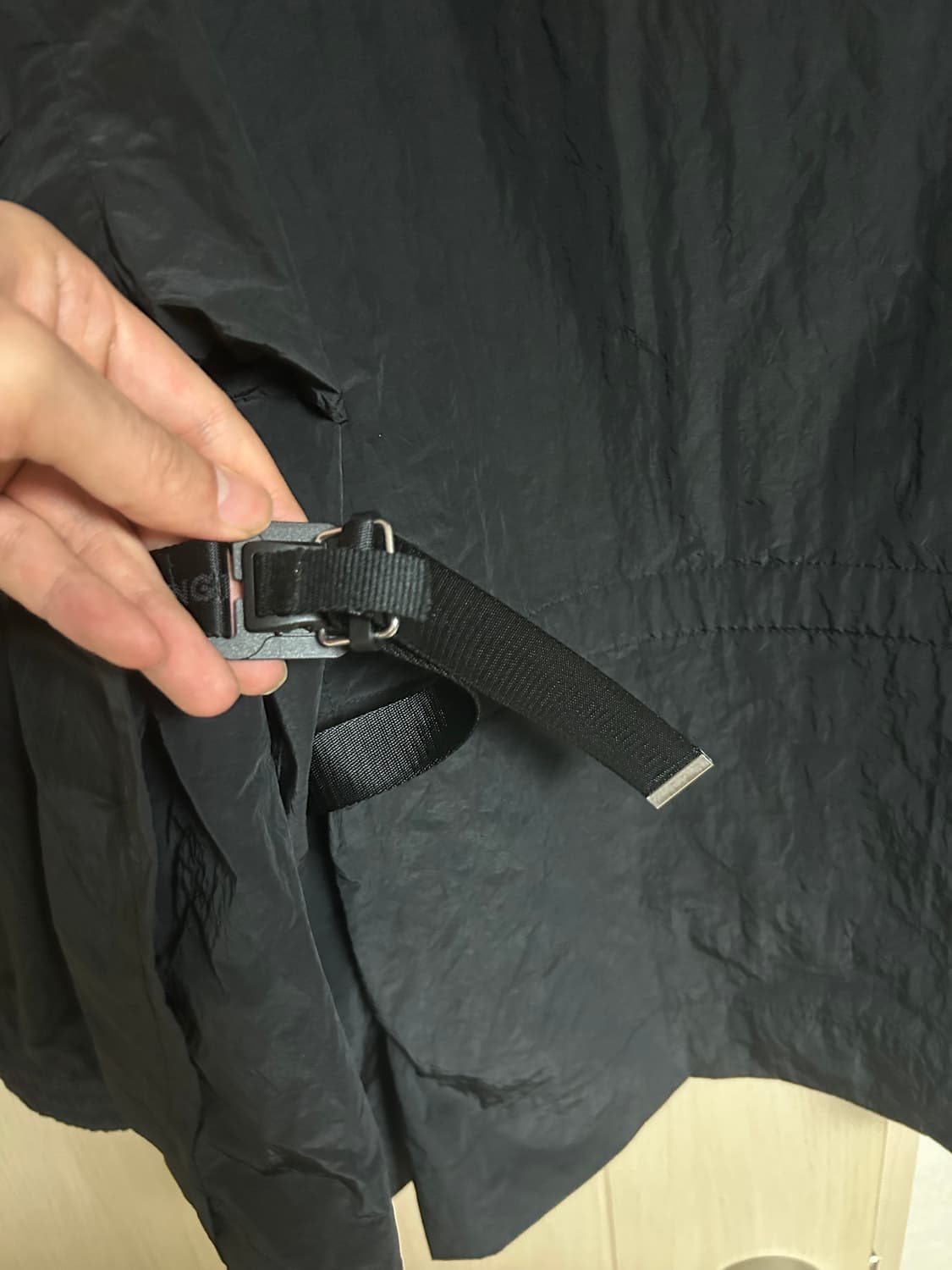 우영미 나일론 후드 아노락 블랙 상품이미지4