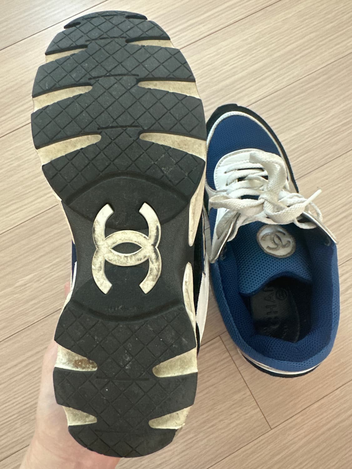 샤넬 스닉커즈- 블루, 아이보리, 실버, 블랙 조합 상품이미지7