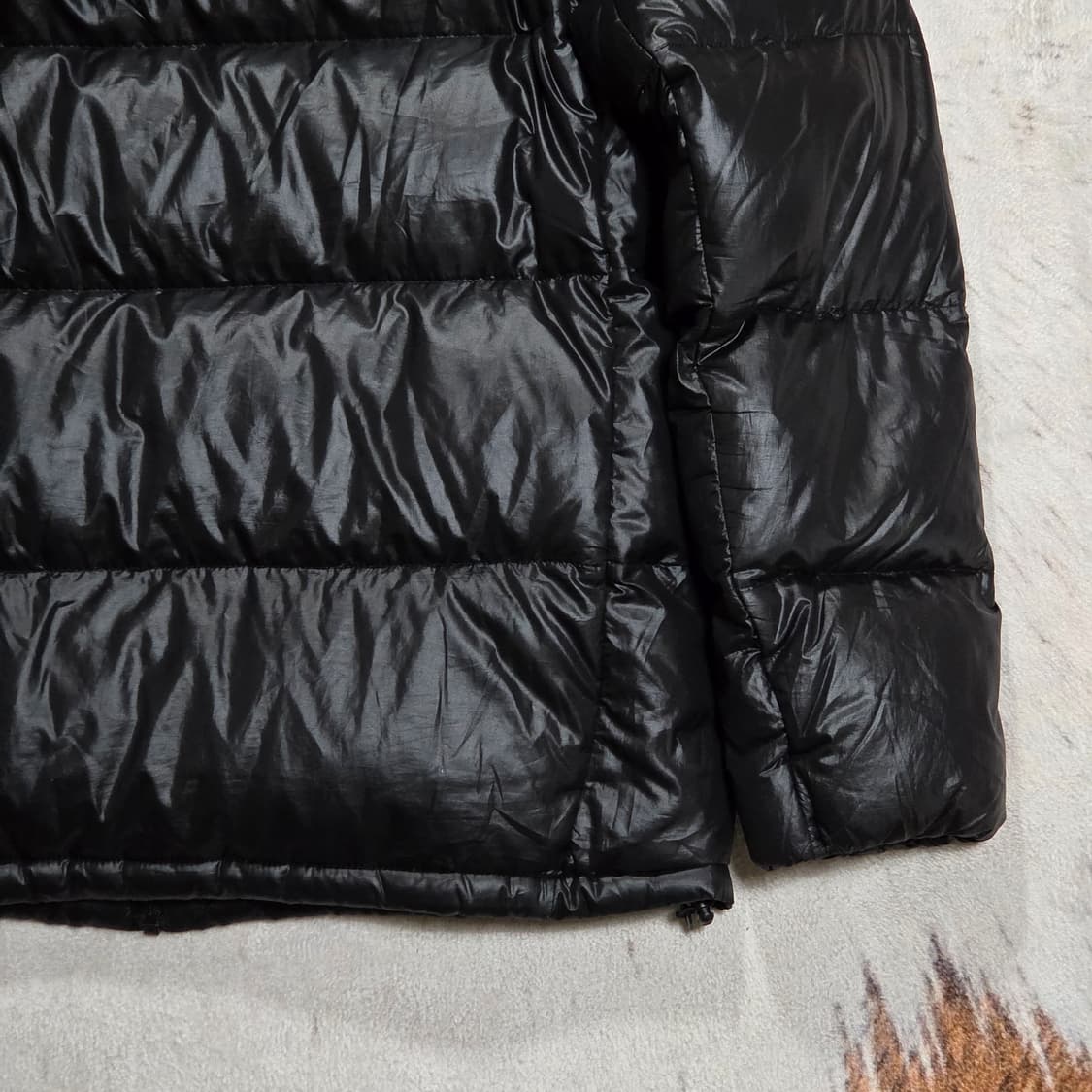 아디다스 퍼플 로고 구스다운 후드 패딩 상품이미지7