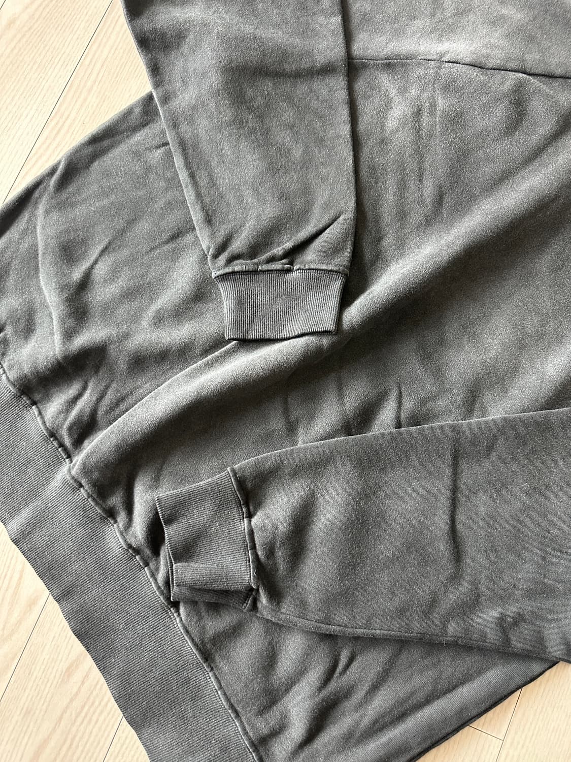 빔즈 퍼스트라인 페이드맨투맨 상품이미지4