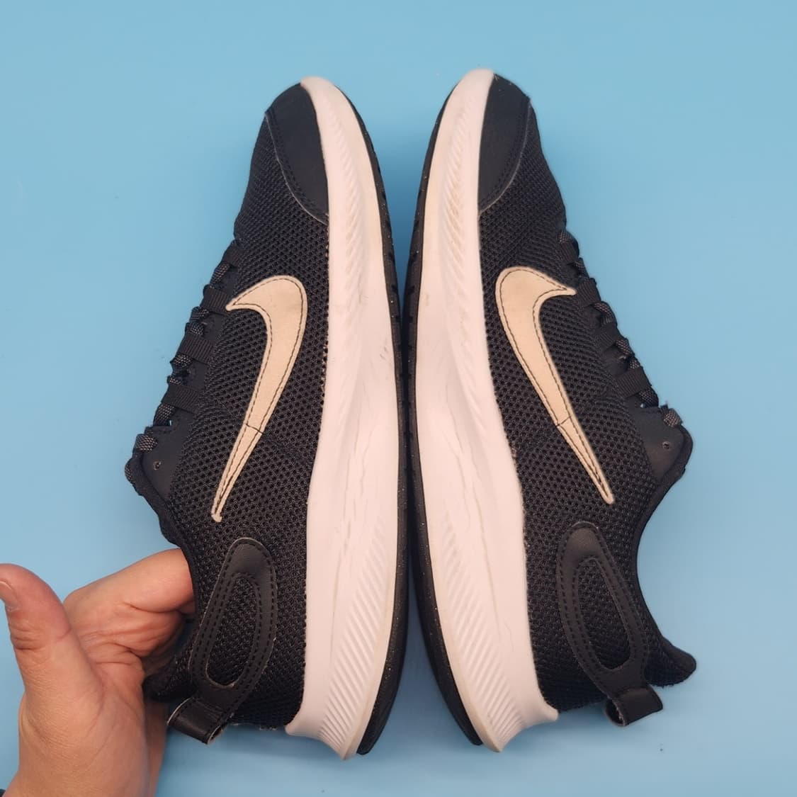 h 나이키 런올데이 운동화250 상품이미지5