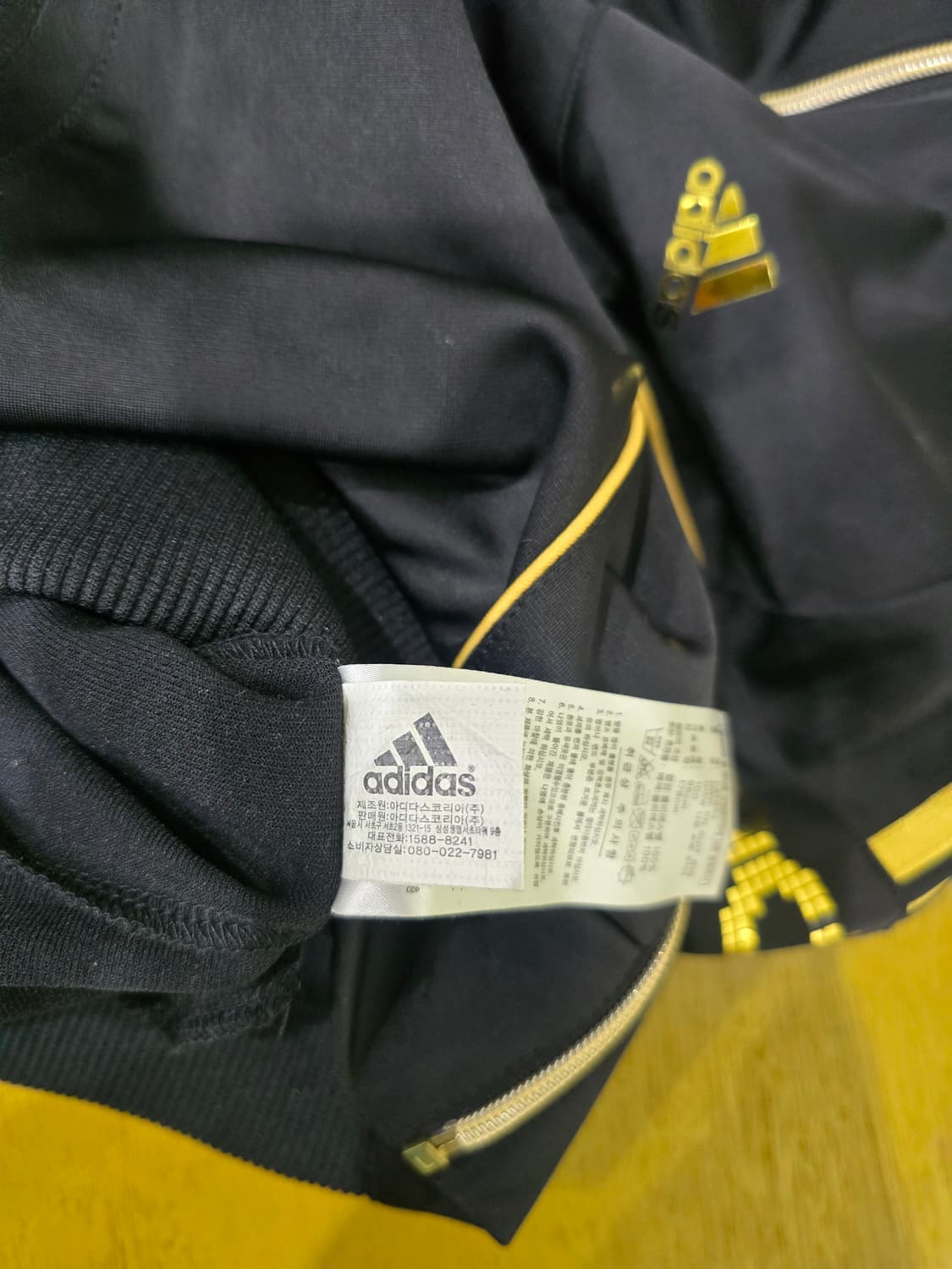 아디다스 블랙/골드 삼선 트랙탑 상품이미지7