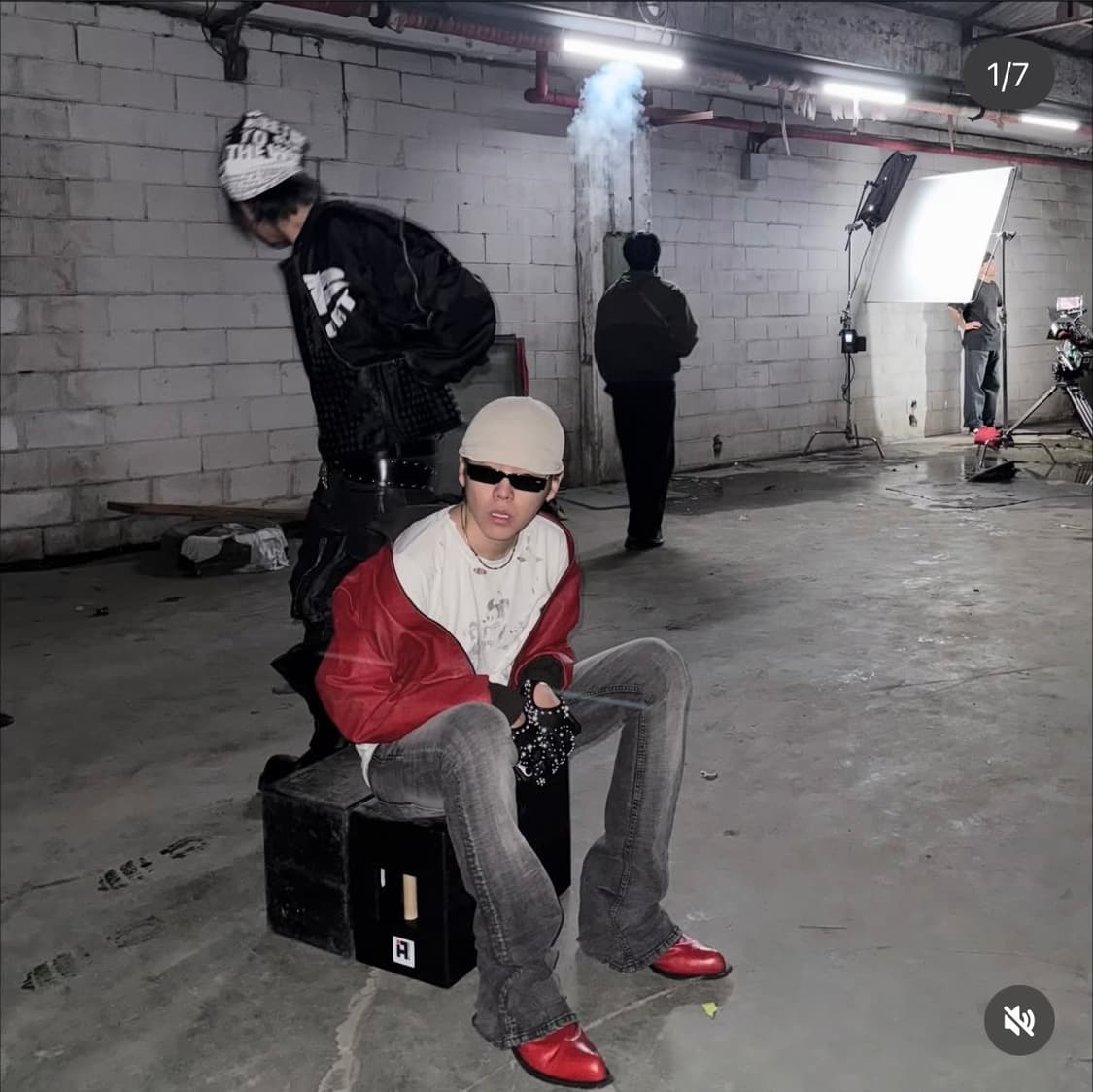 [1] 아워글라스 슬림핏 부츠컷 데님 상품이미지1