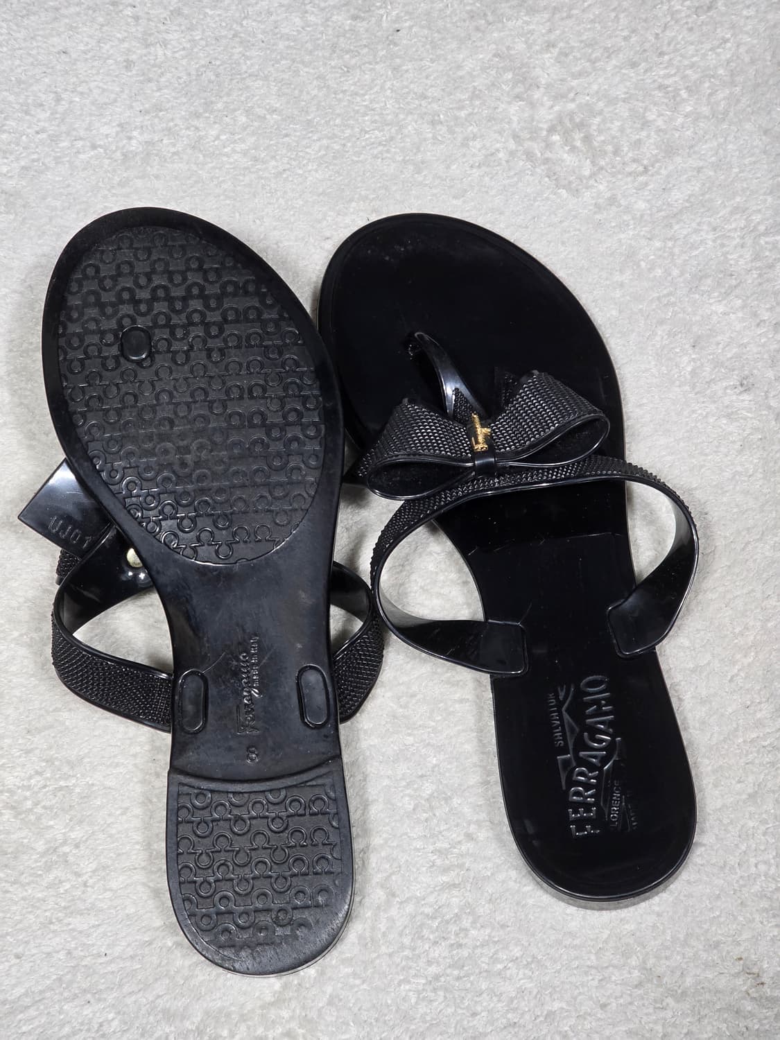 Ferragamo 페라가모 리본 젤리 쪼리 블랙 상품이미지4