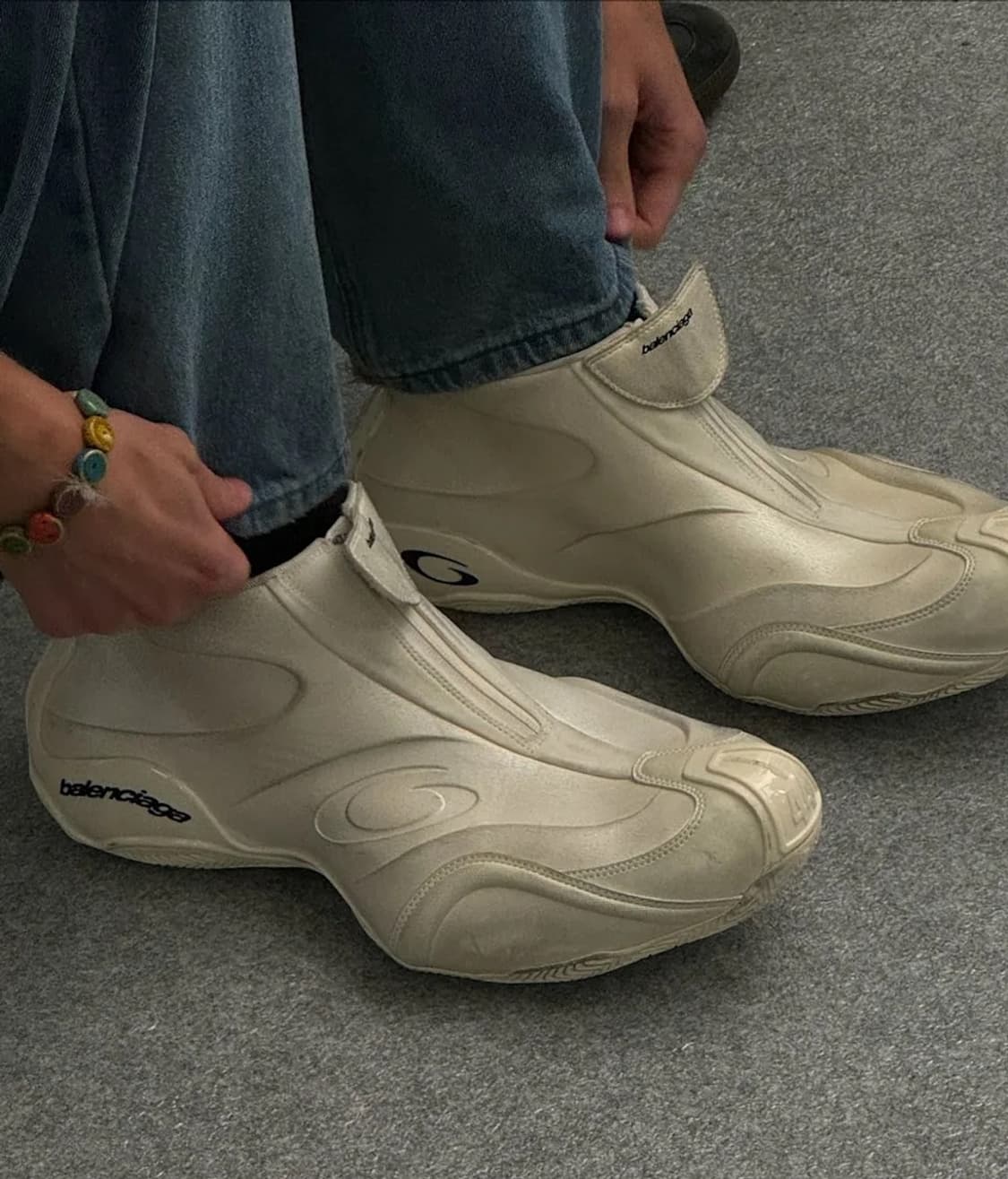 [41] 발렌시아가 25ss 바스켓볼 스니커즈 화이트 백화점판 상품이미지1