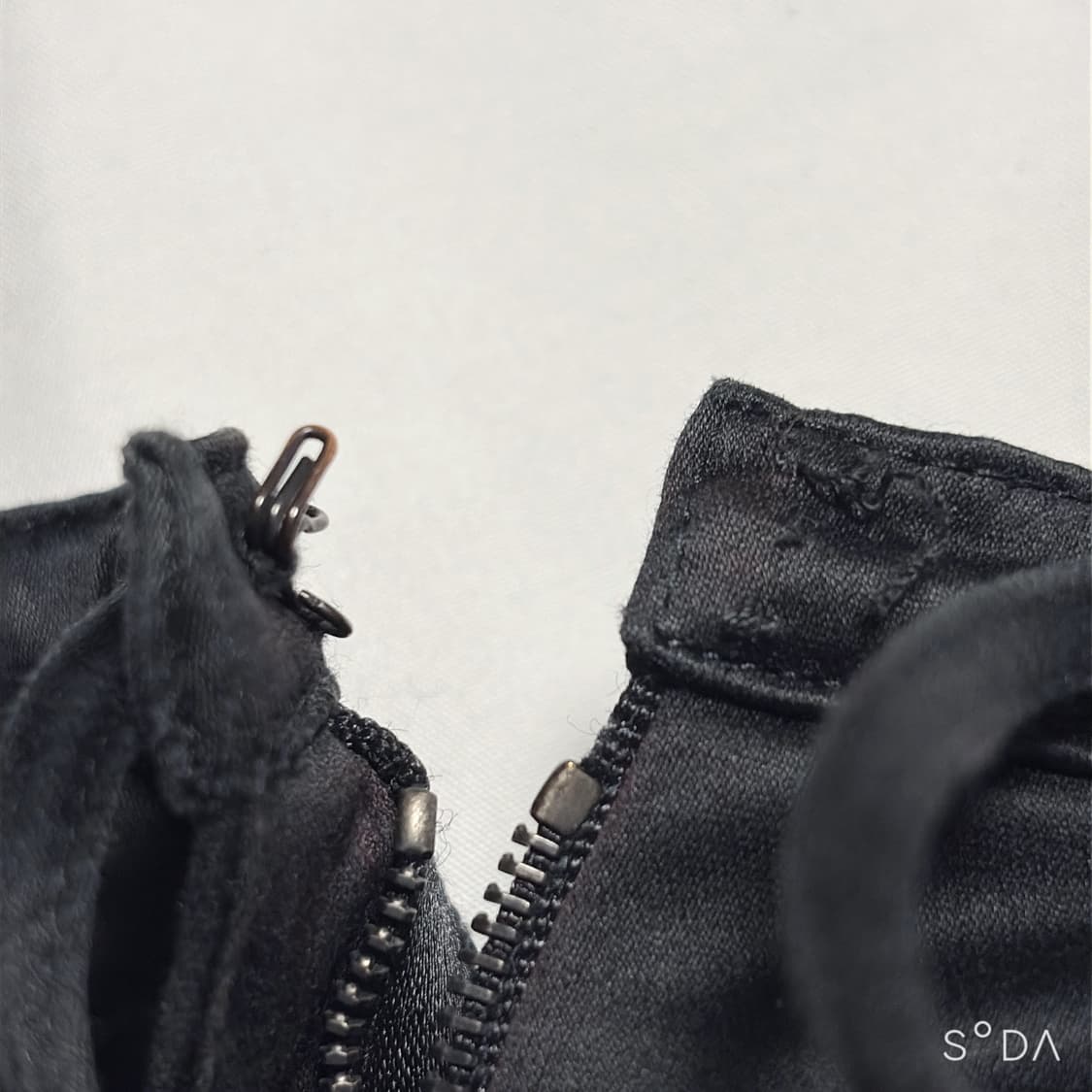 생로랑 A라인 미니 스커트 상품이미지8