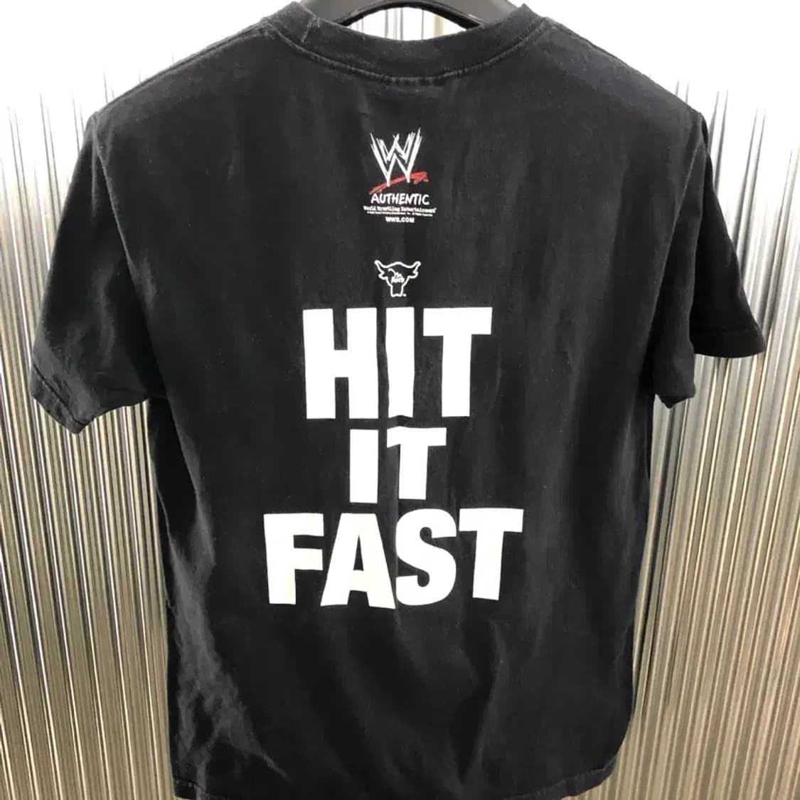 WWE 더락 HIT IT STRONG 검정 티셔츠 M 상품이미지2