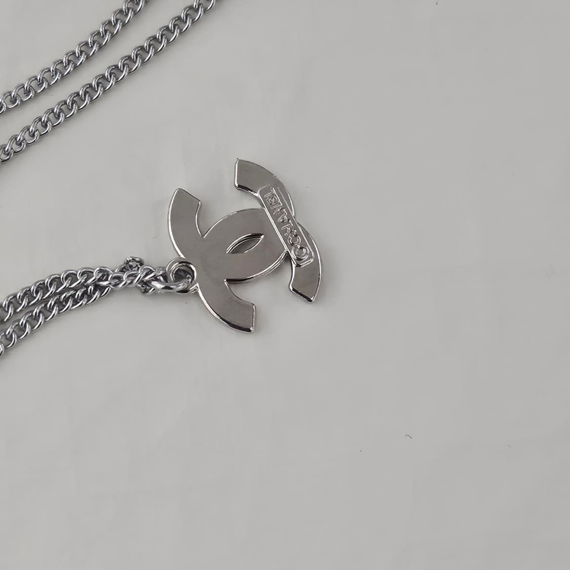 샤넬 베이지 CC로고 빈티지 업사이클링 목걸이 상품이미지4