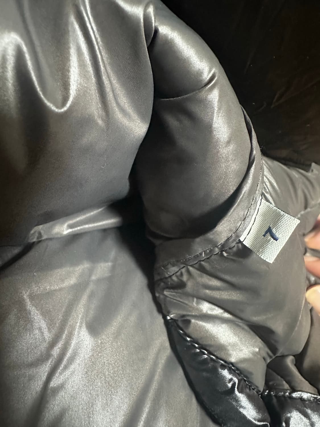 몽클레어 패딩조끼 7사이즈 상품이미지4