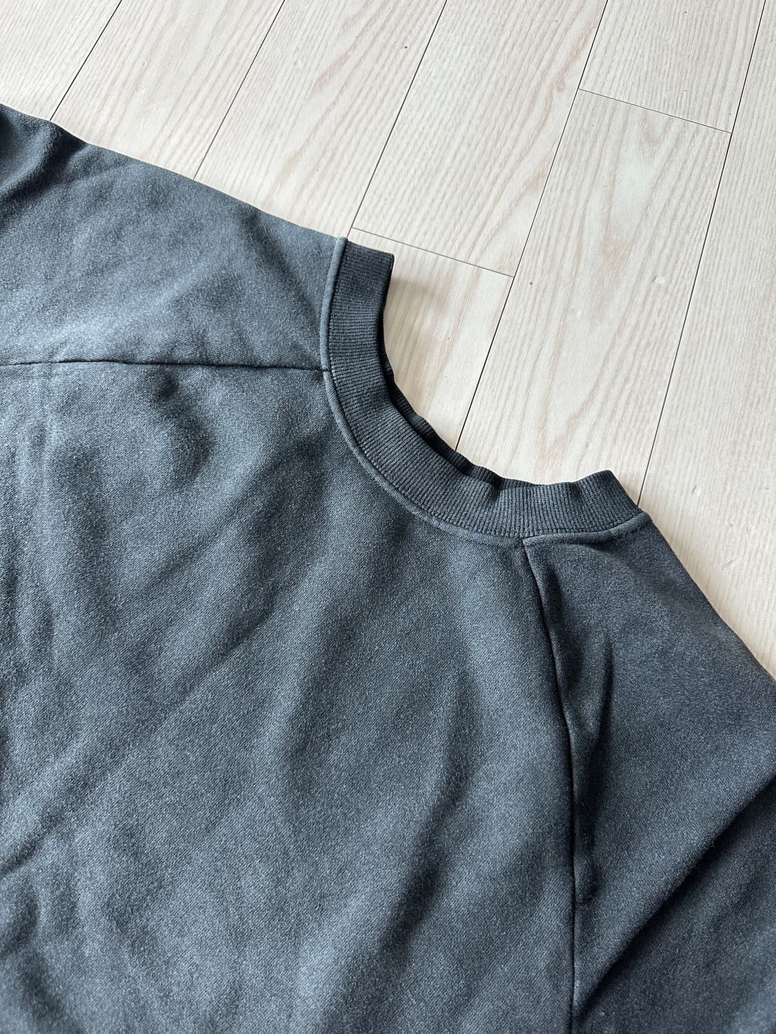 빔즈 퍼스트라인 페이드맨투맨 상품이미지3